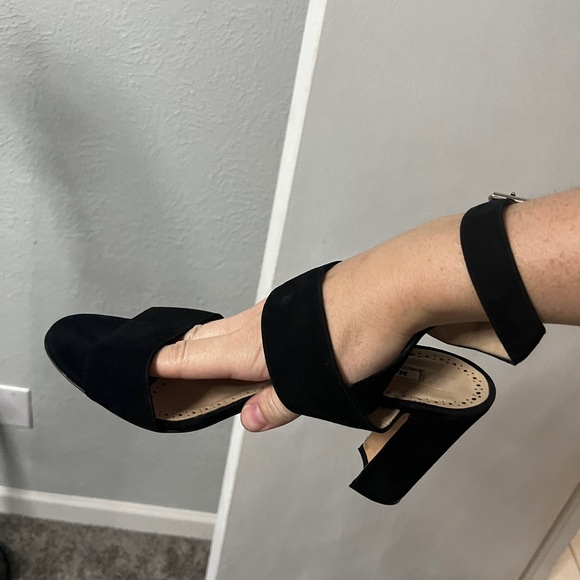 Manolo Blahnik size 39.5 - Picture 6 of 6